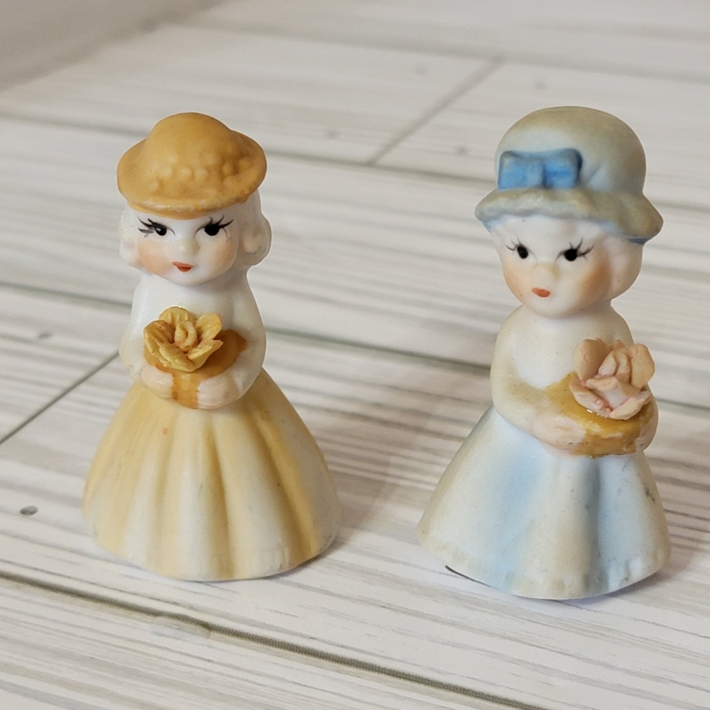 Set of 2 miniture Bisque Porcelain UCGC Girls with Flowers Figurines